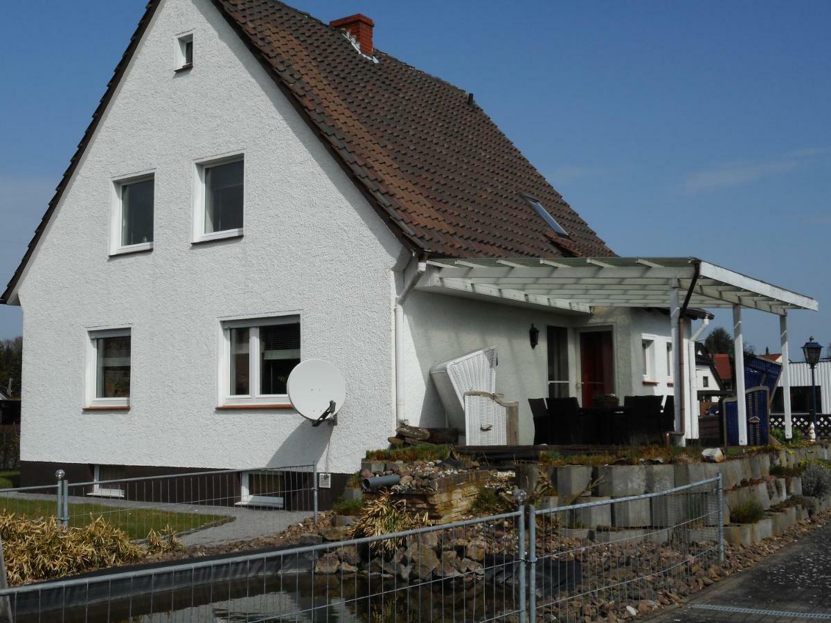 Modernes Ferienhaus Der Besonderen Art Mit Garten Lohne  Exterior foto